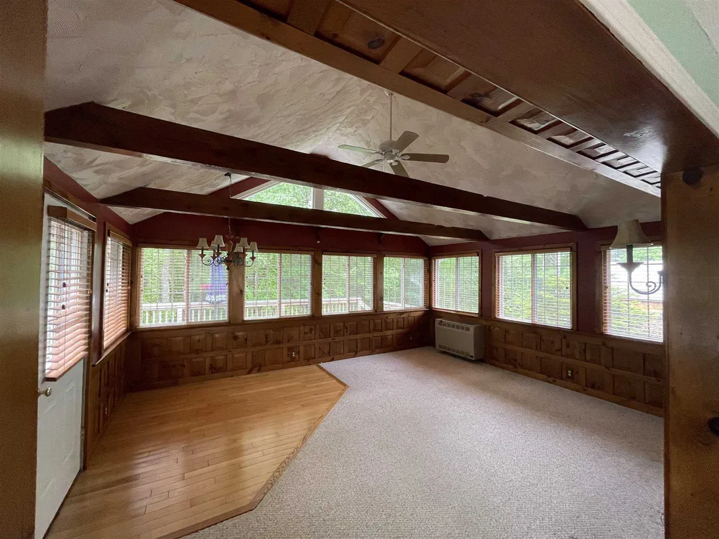 11 Country Acres Road Sandown NH 03873