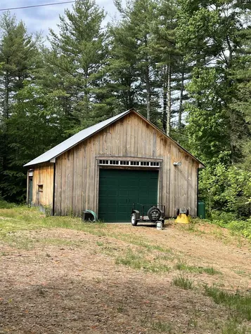 11 Country Acres Road Sandown NH 03873