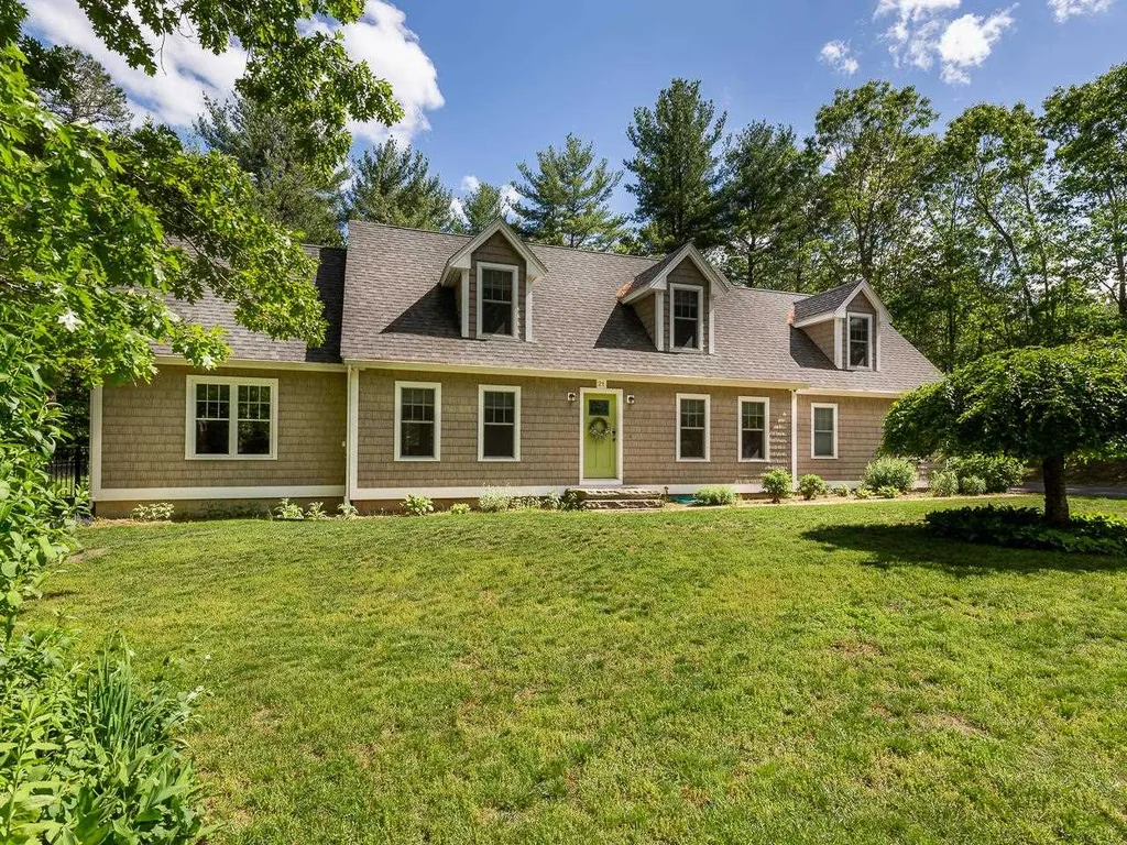 21 Surrey Lane Durham NH 03824