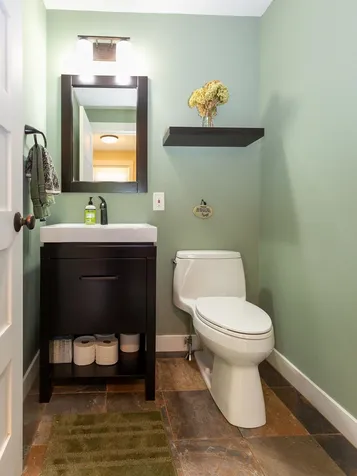 21 Surrey Lane Durham NH 03824