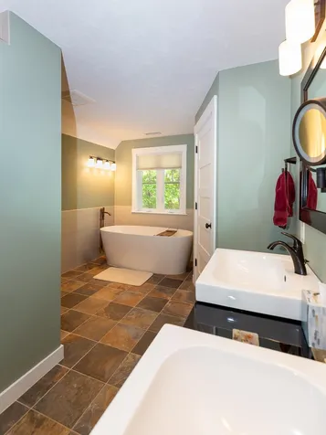 21 Surrey Lane Durham NH 03824