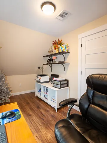 21 Surrey Lane Durham NH 03824