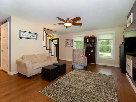 21 Surrey Lane Durham NH 03824