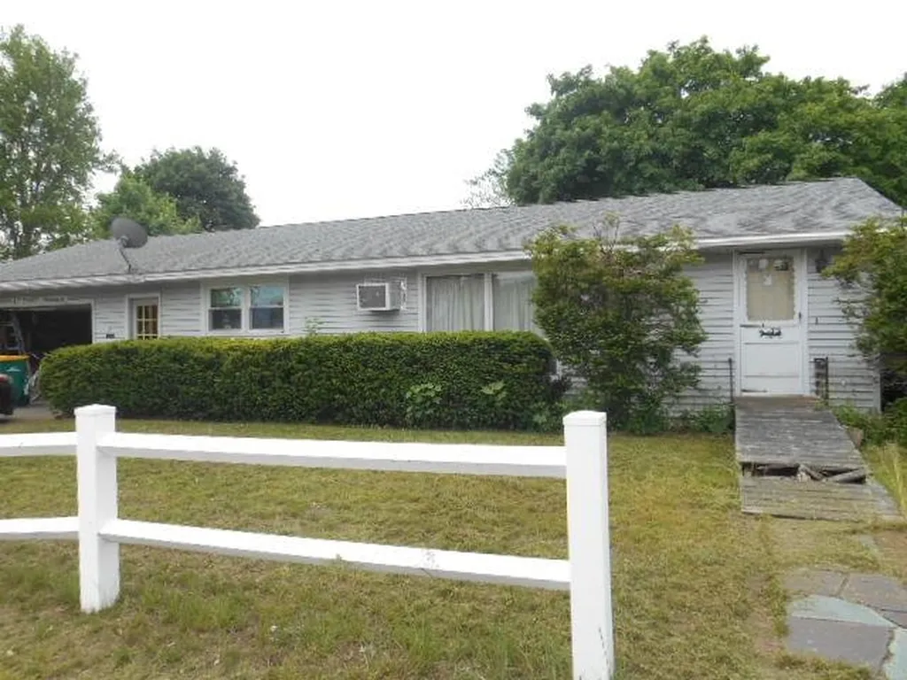 7 Harvard Street Rochester NH 03867