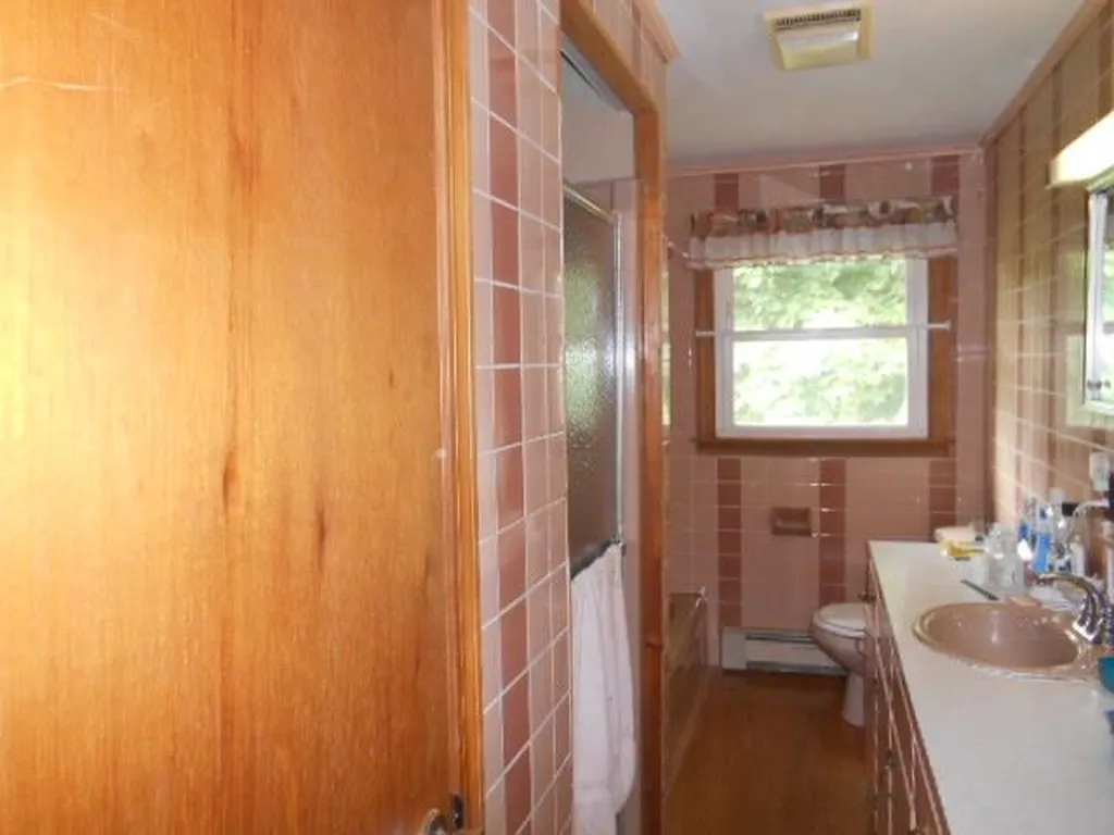 7 Harvard Street Rochester NH 03867