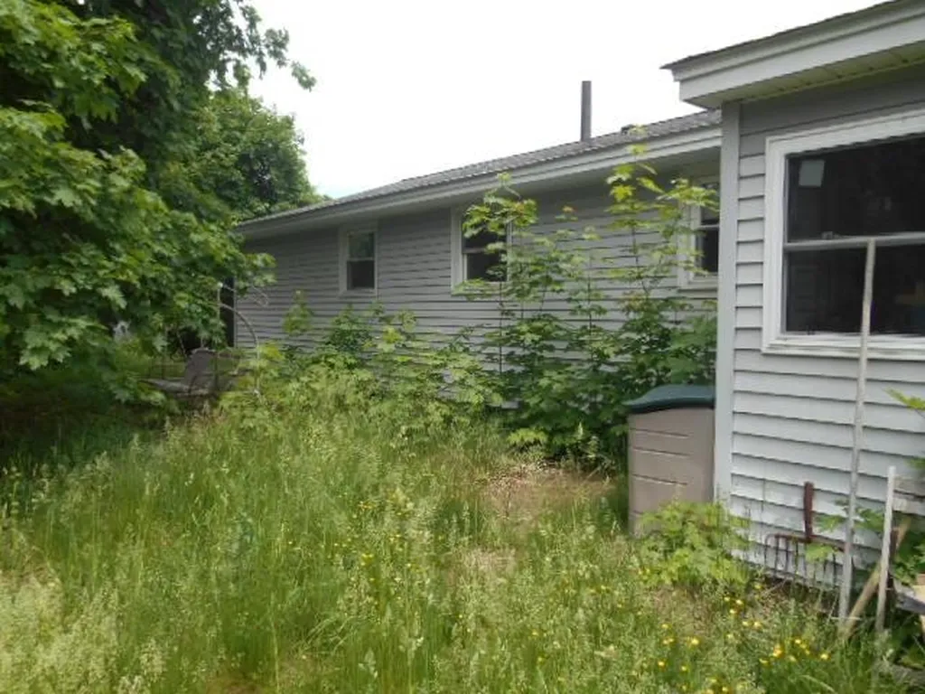 7 Harvard Street Rochester NH 03867
