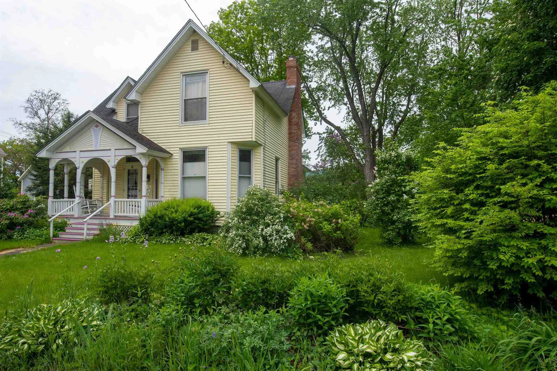 41 Randall Street Waterbury VT 05676
