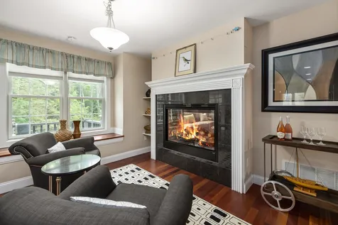 11 Tasker Lane Madbury NH 03823