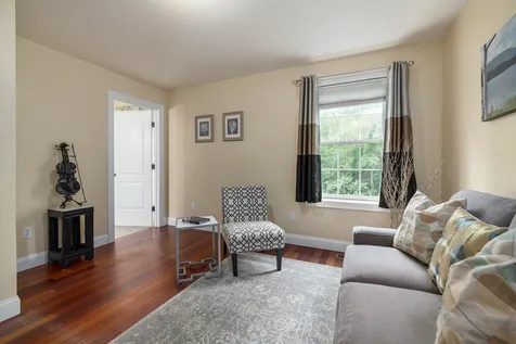 11 Tasker Lane Madbury NH 03823