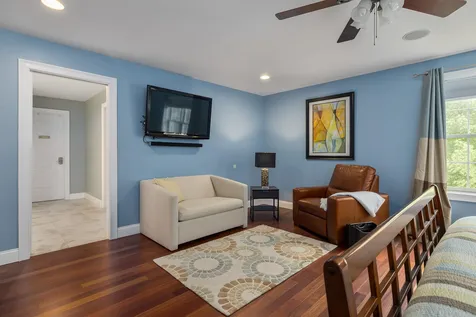 11 Tasker Lane Madbury NH 03823