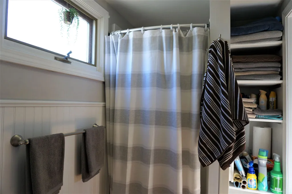 25-27 Mckean Street Nashua NH 03060