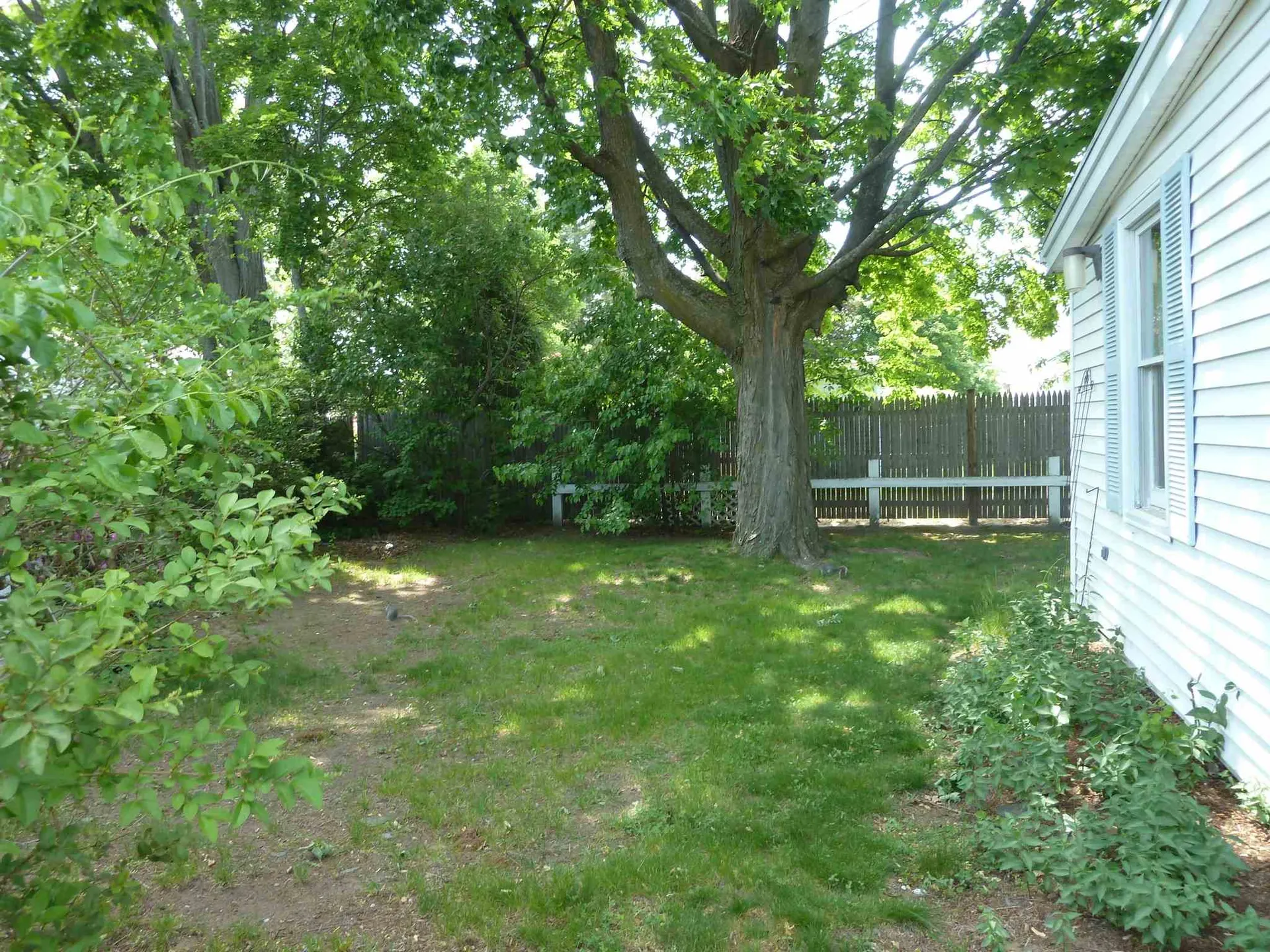 25-27 Mckean Street Nashua NH 03060