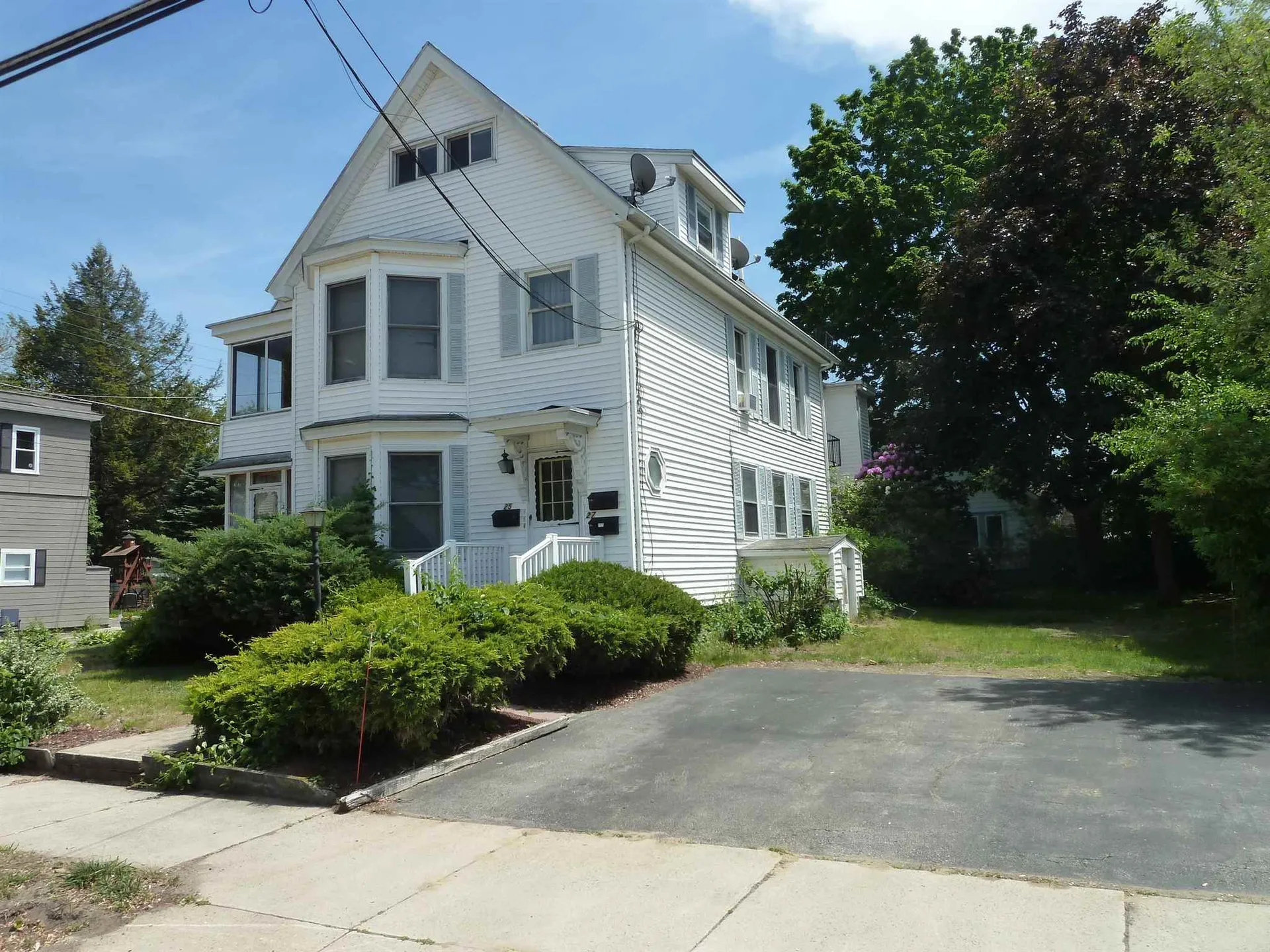 25-27 Mckean Street Nashua NH 03060