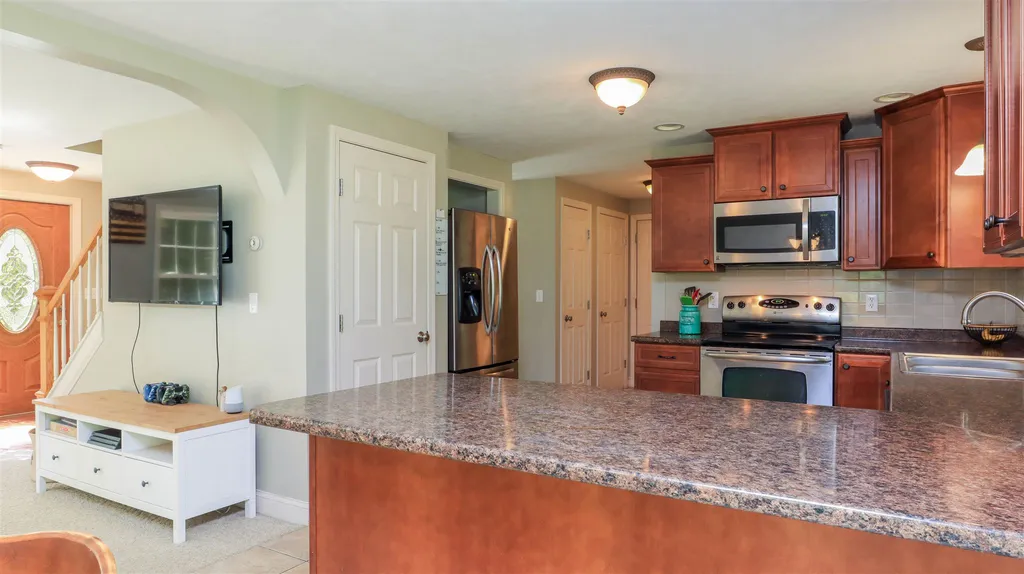 212 Abel Road Rindge NH 03461