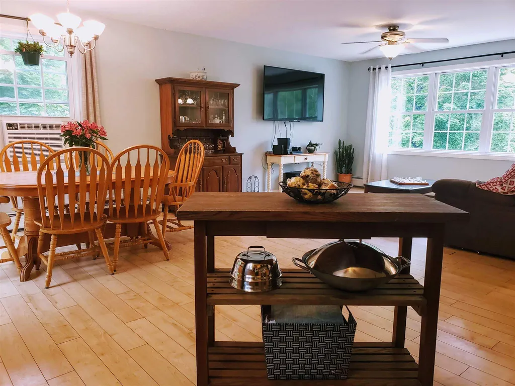 1604 Battle Street Webster NH 03303