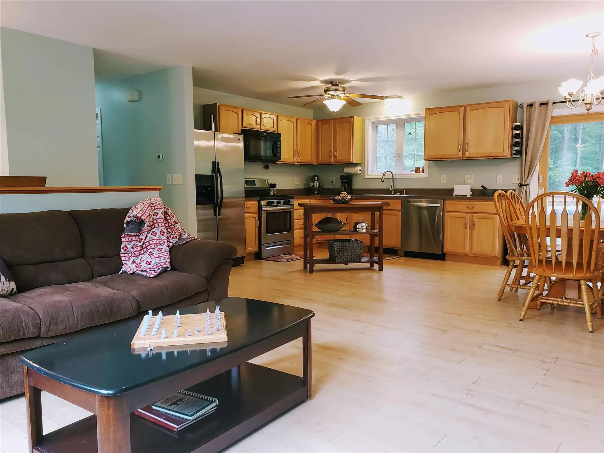 1604 Battle Street Webster NH 03303