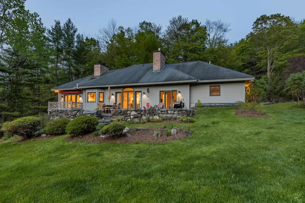 2986 Webster Hill Road Barnard VT 05031