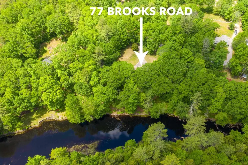 77 Brooks Road Barrington NH 03825