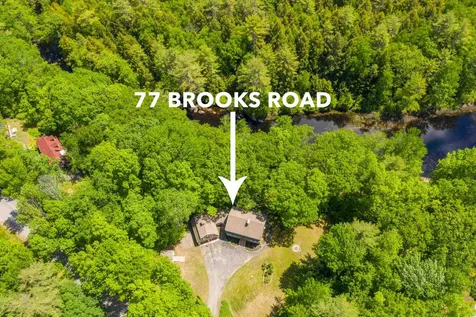 77 Brooks Road Barrington NH 03825