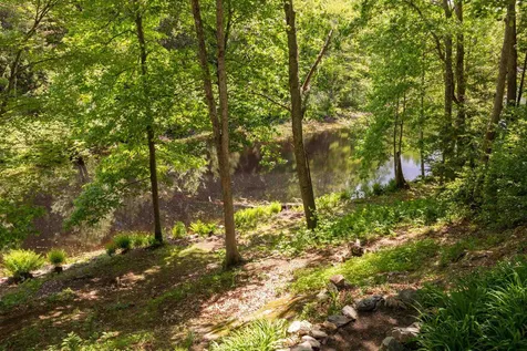 77 Brooks Road Barrington NH 03825