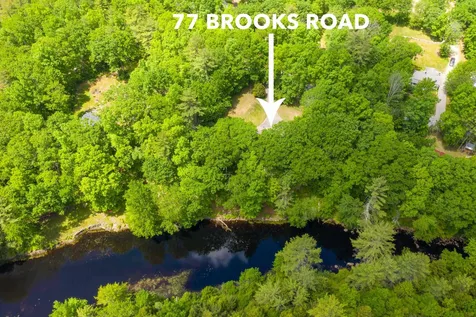 77 Brooks Road Barrington NH 03825