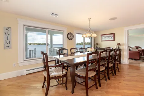 548 Endicott E Street Laconia NH 03246