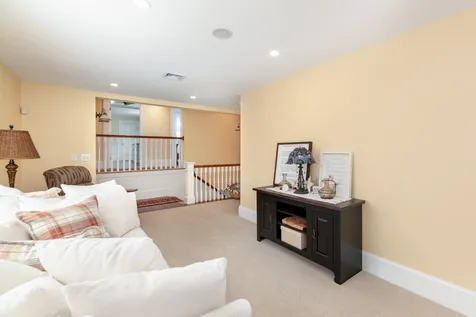 548 Endicott E Street Laconia NH 03246