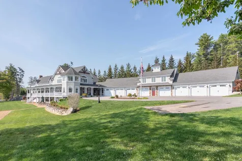 548 Endicott E Street Laconia NH 03246