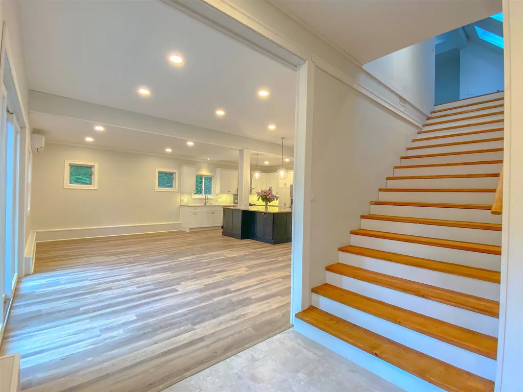 81 Fernwood Point Road Sunapee NH 03782