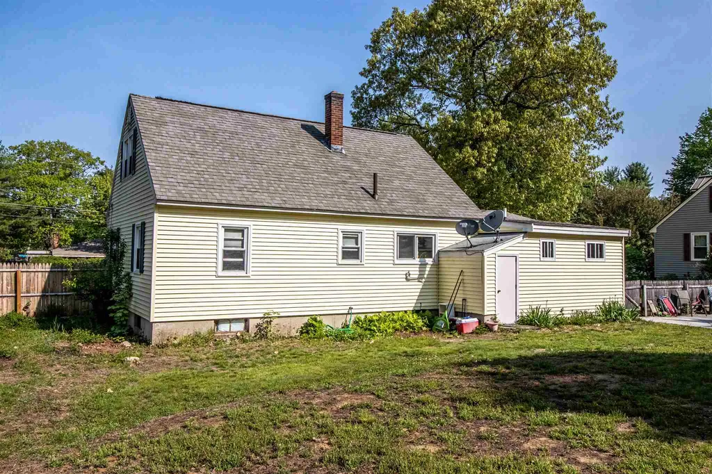 30 Dodge Street Rochester NH 03867