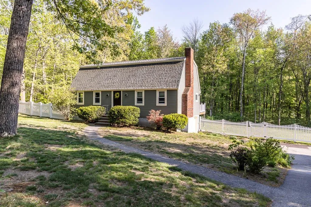 27 Island Pond Road Atkinson NH 03811