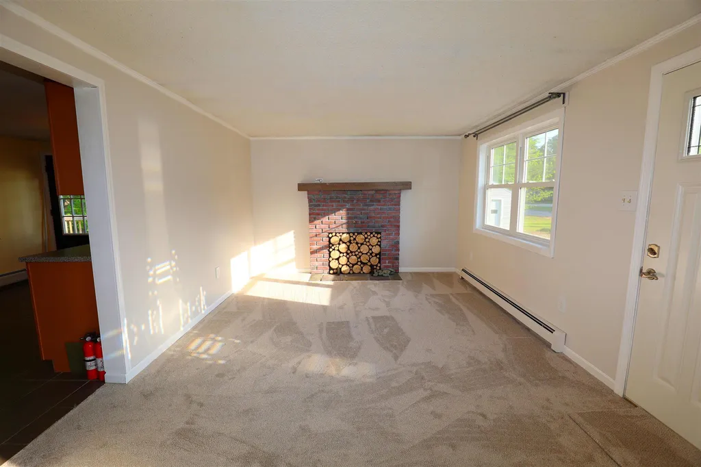 54 Meetinghouse Road Merrimack NH 03054
