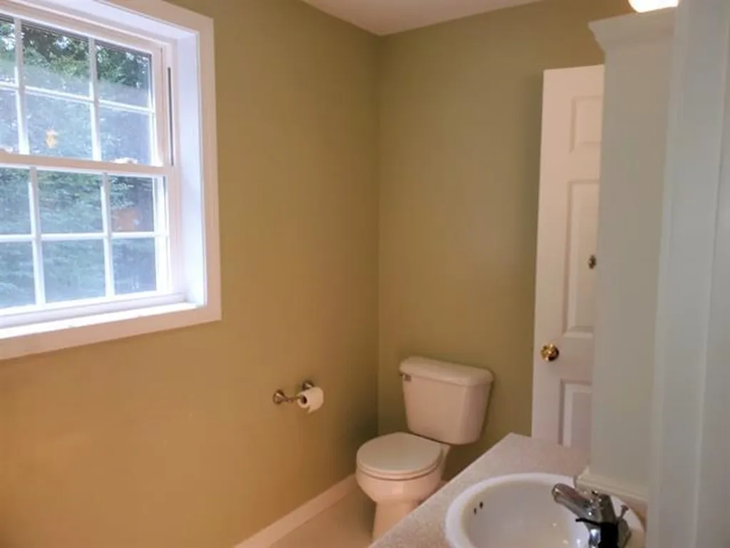 54 Sawmill Road Hillsborough NH 03244