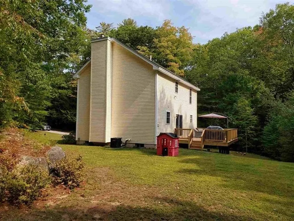54 Sawmill Road Hillsborough NH 03244