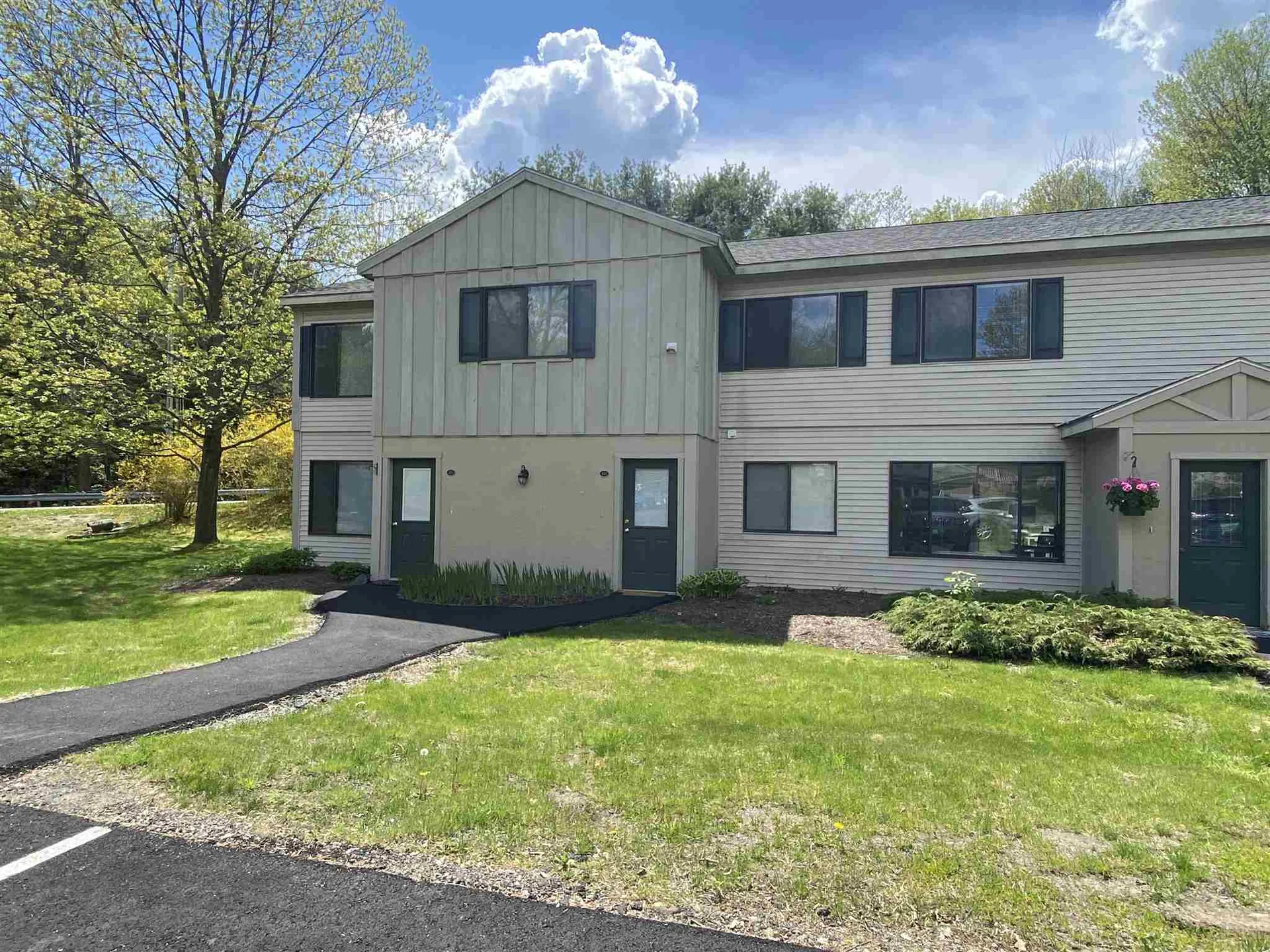 133 Colonial Drive Hartford VT 05001