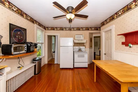 12 Horne Street Somersworth NH 03878