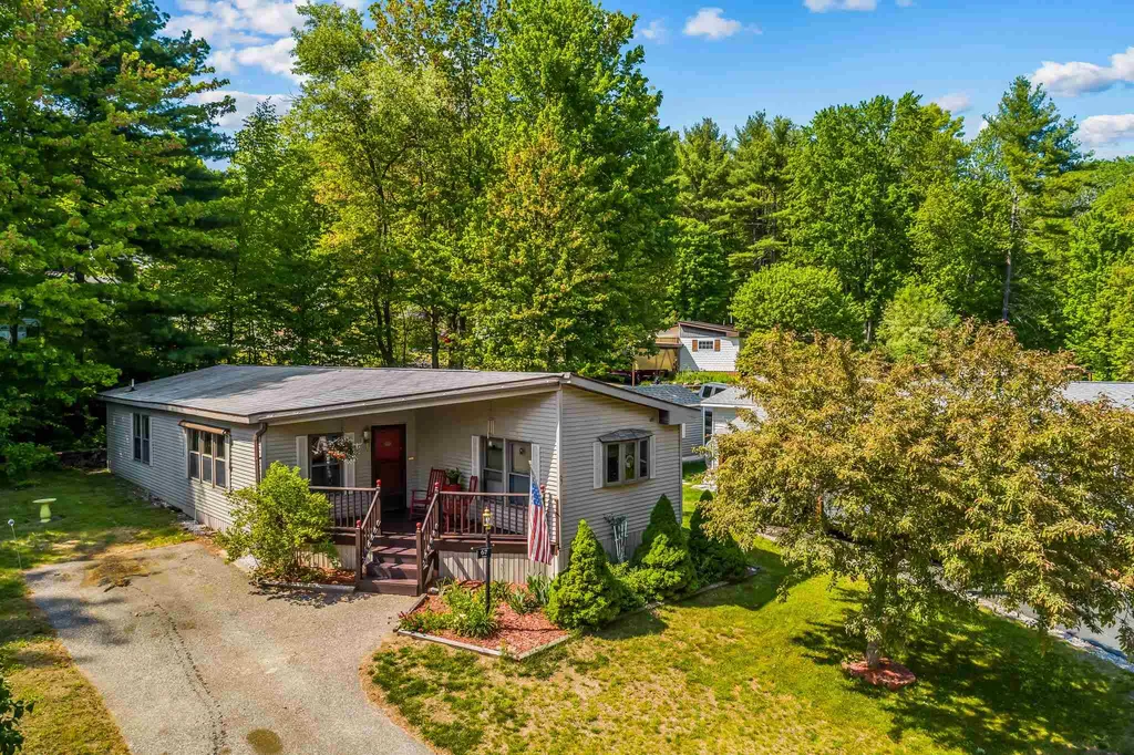 67 Roger Road Goffstown NH 03045