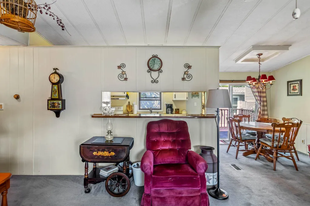 67 Roger Road Goffstown NH 03045