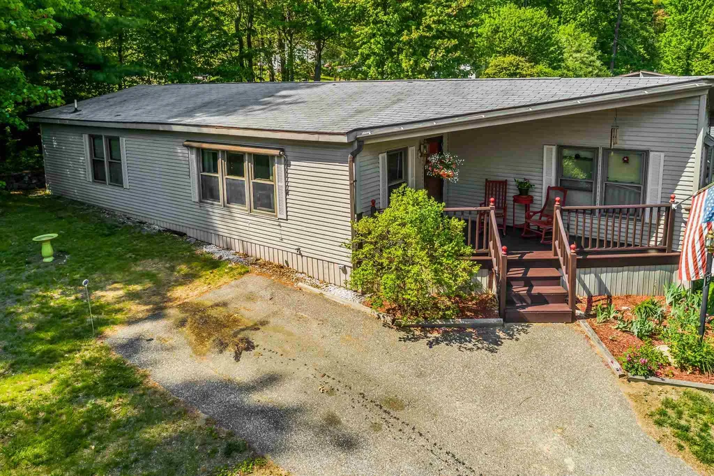 67 Roger Road Goffstown NH 03045