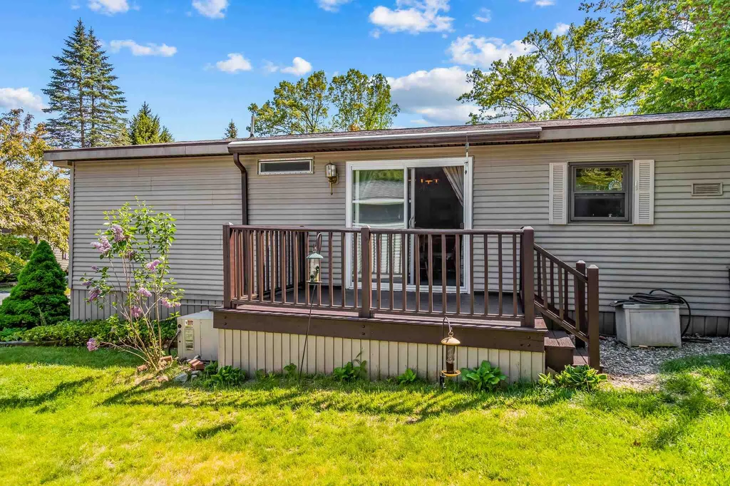67 Roger Road Goffstown NH 03045