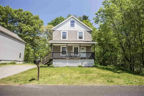 31 Theresa Avenue Salem NH 03079