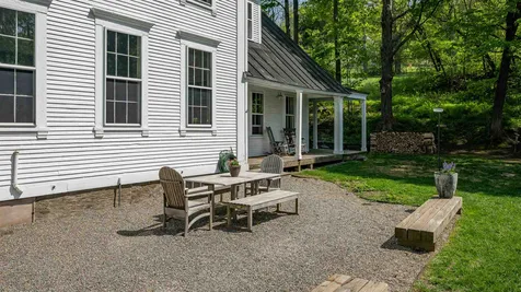 5 Stanton Street Woodstock VT 05091