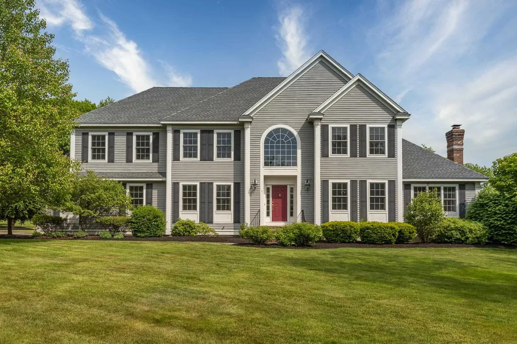 1 Squire Way Stratham NH 03885