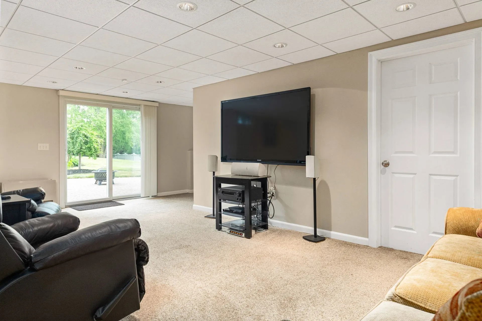 1 Squire Way Stratham NH 03885