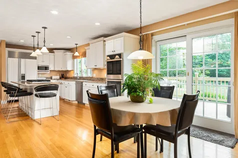 1 Squire Way Stratham NH 03885