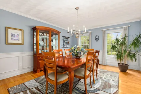 1 Squire Way Stratham NH 03885