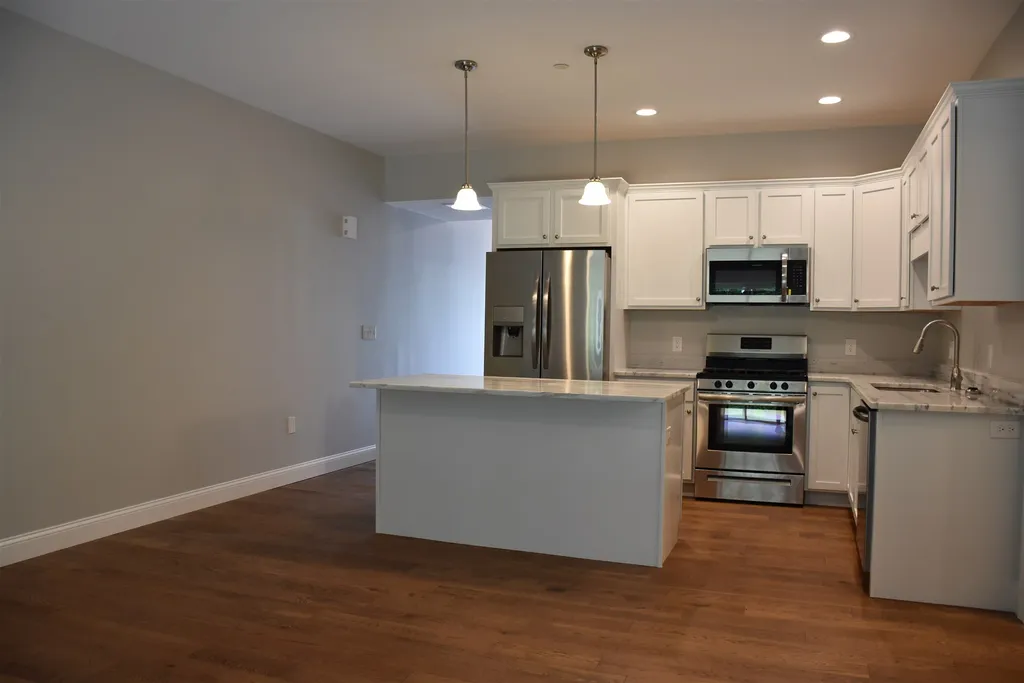 7 Cleveland Avenue Concord NH 03301