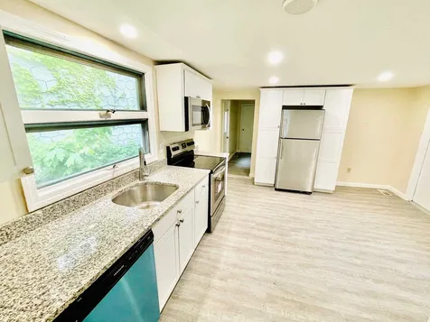 35 Elm Street Nashua NH 03060