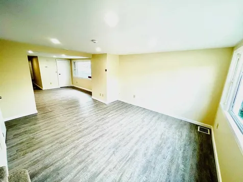 35 Elm Street Nashua NH 03060