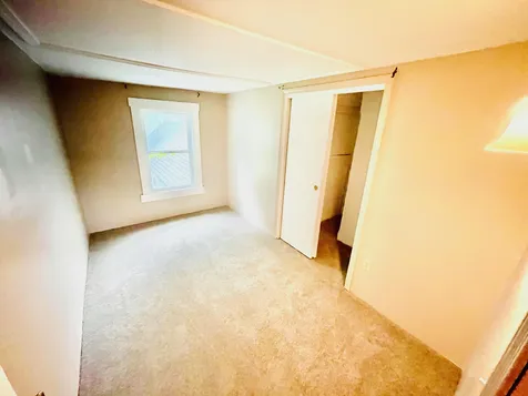 35 Elm Street Nashua NH 03060